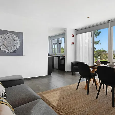 Rocha Do Mar 1 * Biscoitos (Terceira)