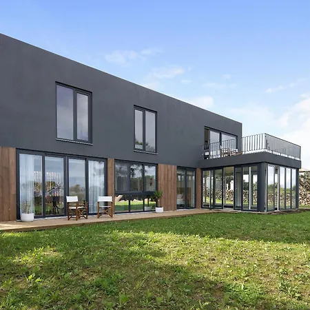 Rocha Do Mar 1 Biscoitos (Terceira)