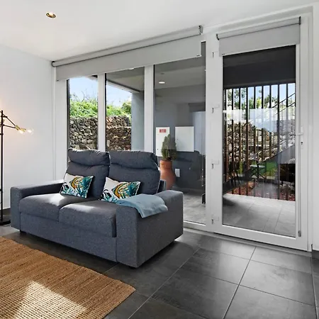 بيت للعطل Rocha Do Mar 1 *